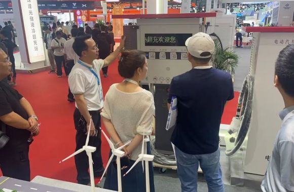 CPTE大秀电王自然散热超充满载期待而来(图3)