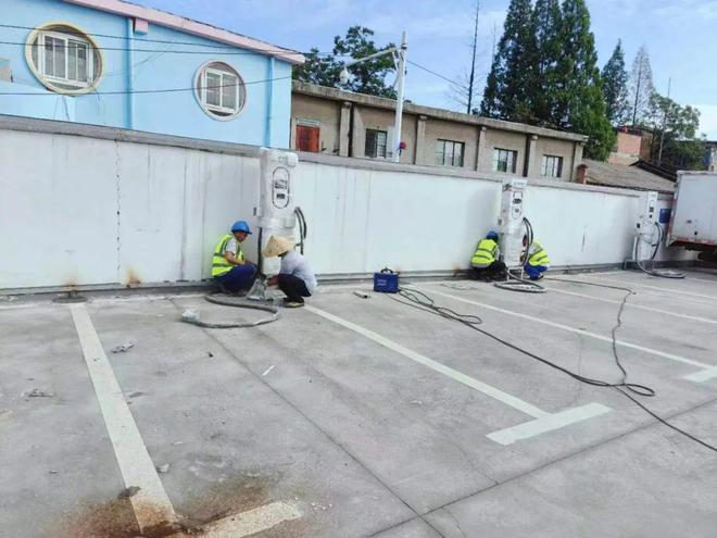 新建公共服务领域充电桩1607桩！信阳市电动汽车充电基础设施建设超额完成年度任务(图6)