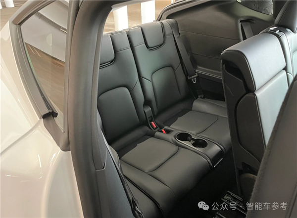 你的新ModelY都有这些全新设计七座版也确认了(图13)