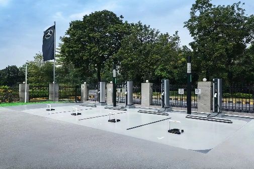 K8·凯发科技：奔驰宝马合资共建超充网络首批充电站计划于2024年运营(图2)