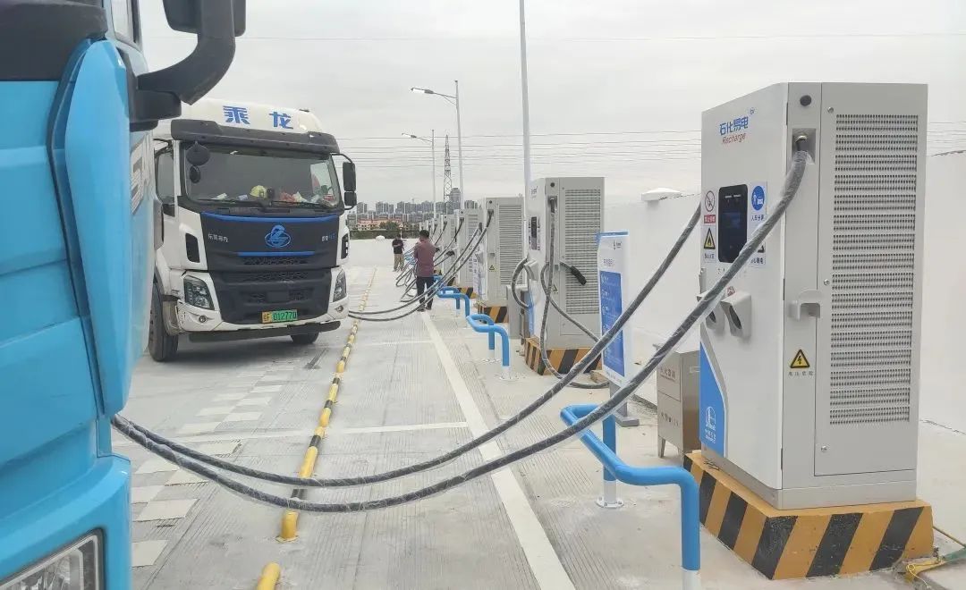 年度盘点易事特中能易电充电桩2024荣耀记忆(图11)