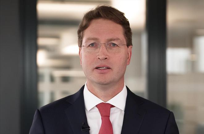 我国押错宝了？全球车企纷纷放弃新能源车为何中国还要大力发展(图2)