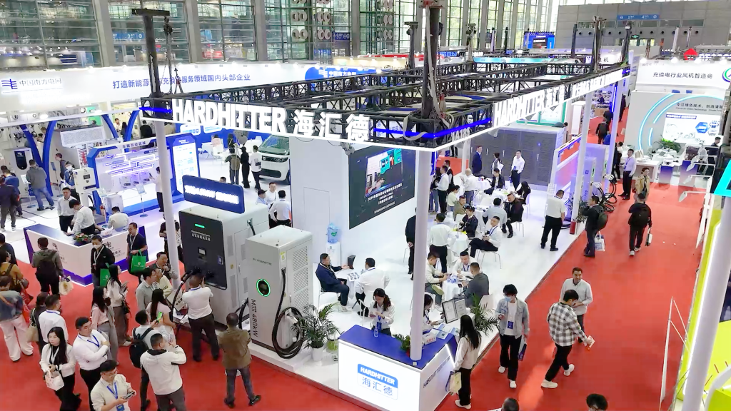 聚焦两大细分赛道崂山打造智能网联新能源汽车产业高地