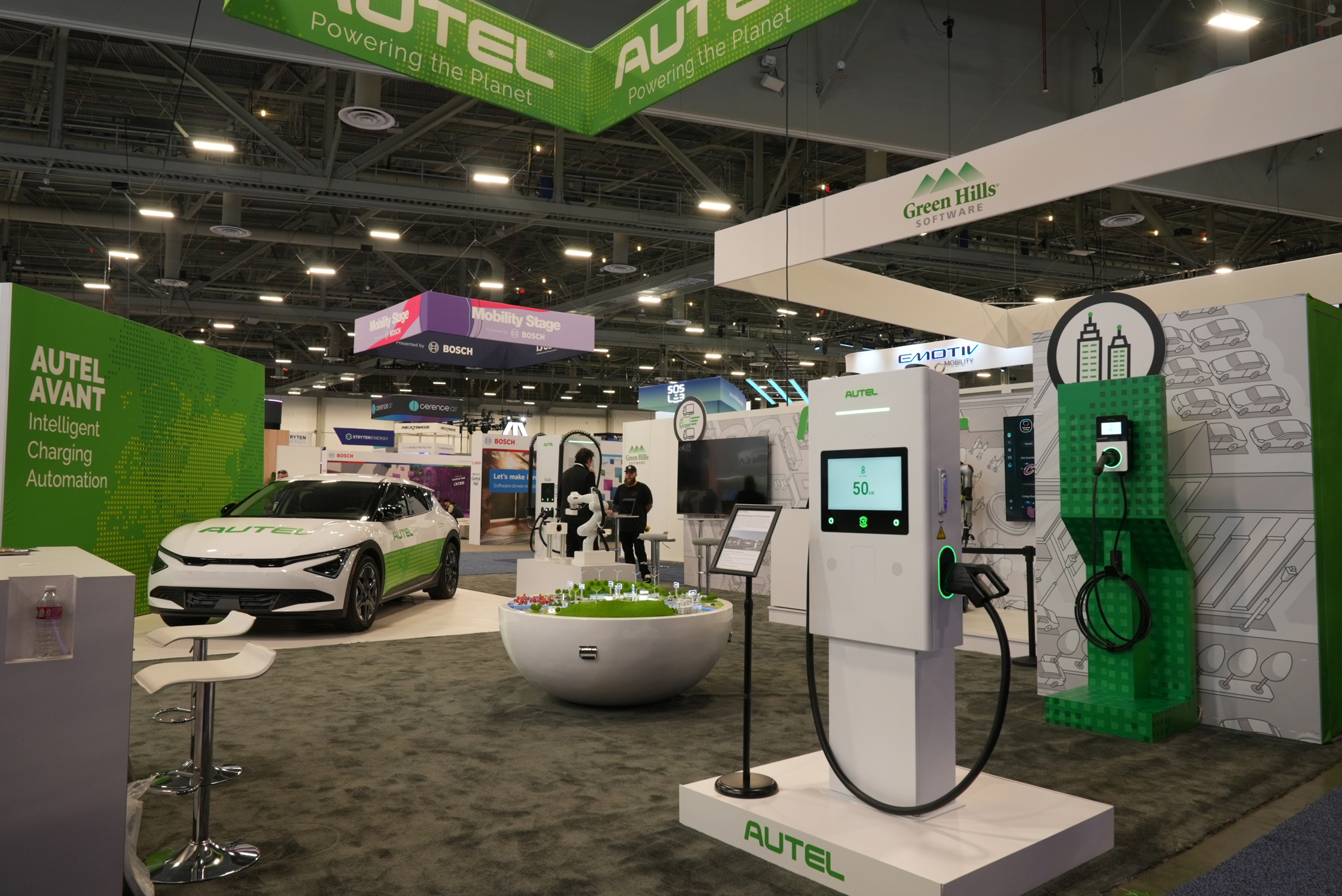 凯发科技：道通科技CES2026AI系统级突破：具身智能集群