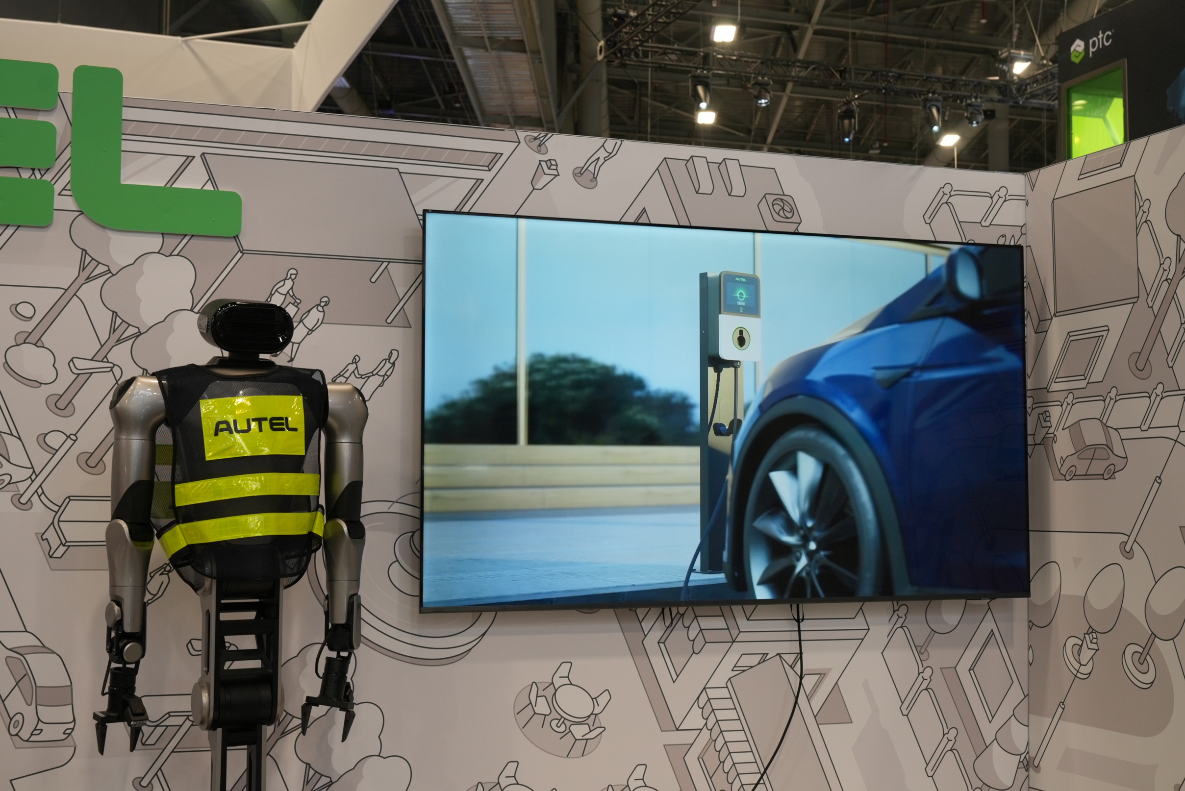 凯发科技：道通科技CES2026AI系统级突破：具身智能集群与智能充电网络勾勒未来蓝图(图3)