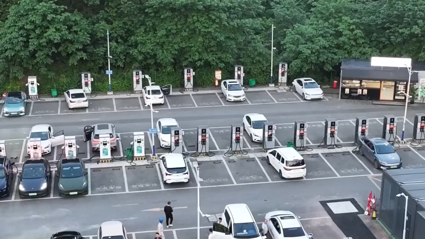 建设“超充之城”重庆超充站已超2050座(图2)