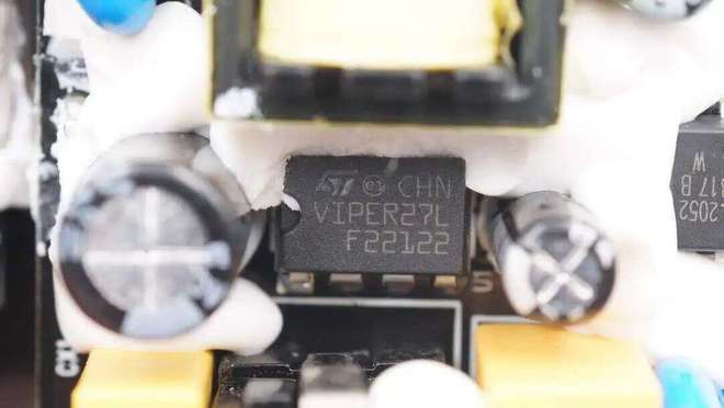 凯发国际首页：打算设计快充产品？不如先看看这些广受好评的意法半导体器件