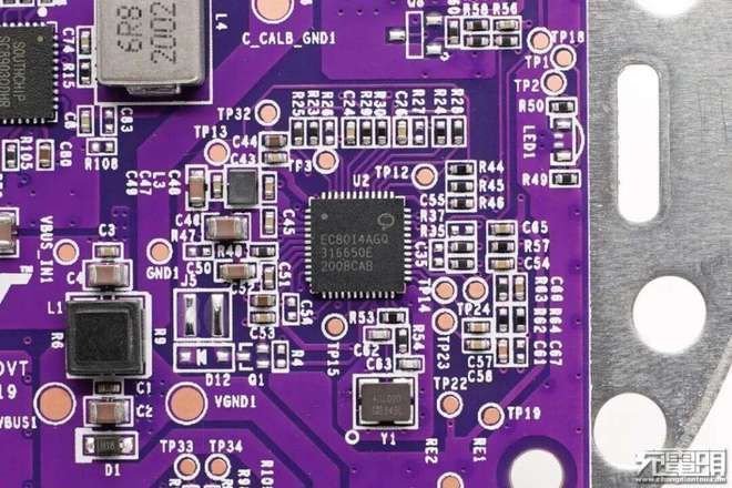 小芯片大能量易冲半导体高效电源芯片历年拆解案例汇总(图9)